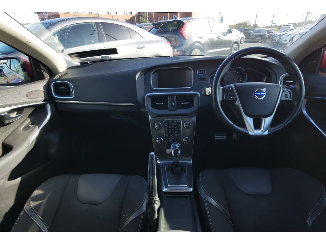 2014 Volvo V40