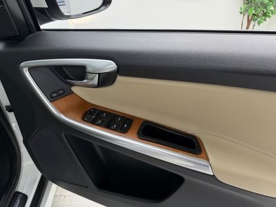 2017 Volvo XC60