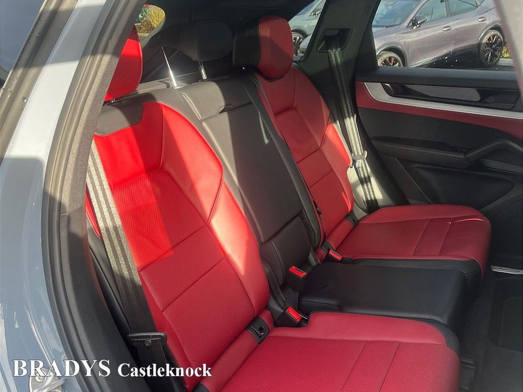 2024 Porsche Cayenne