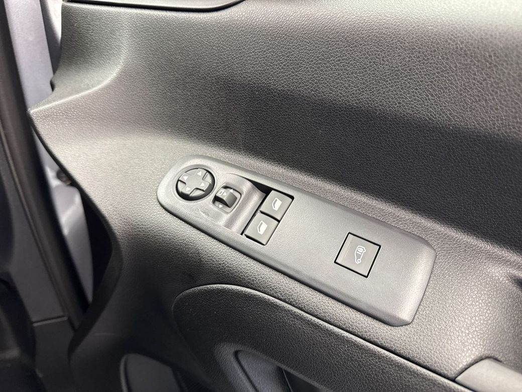 2026 Peugeot Partner