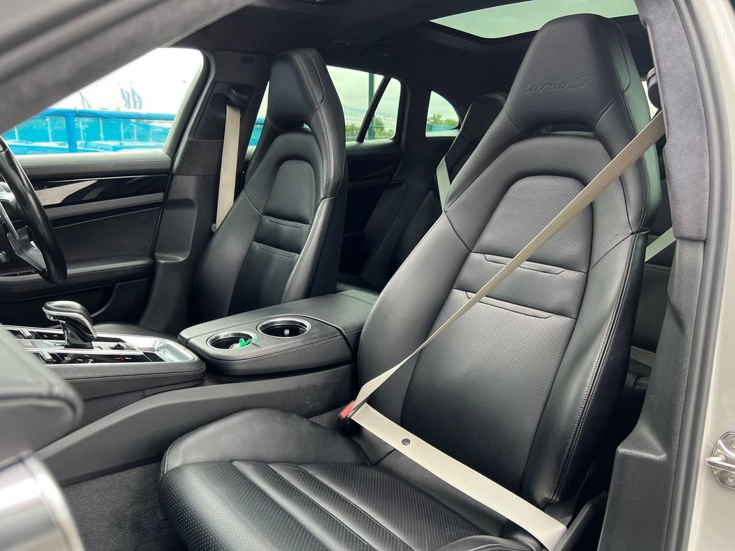 2018 Porsche Panamera