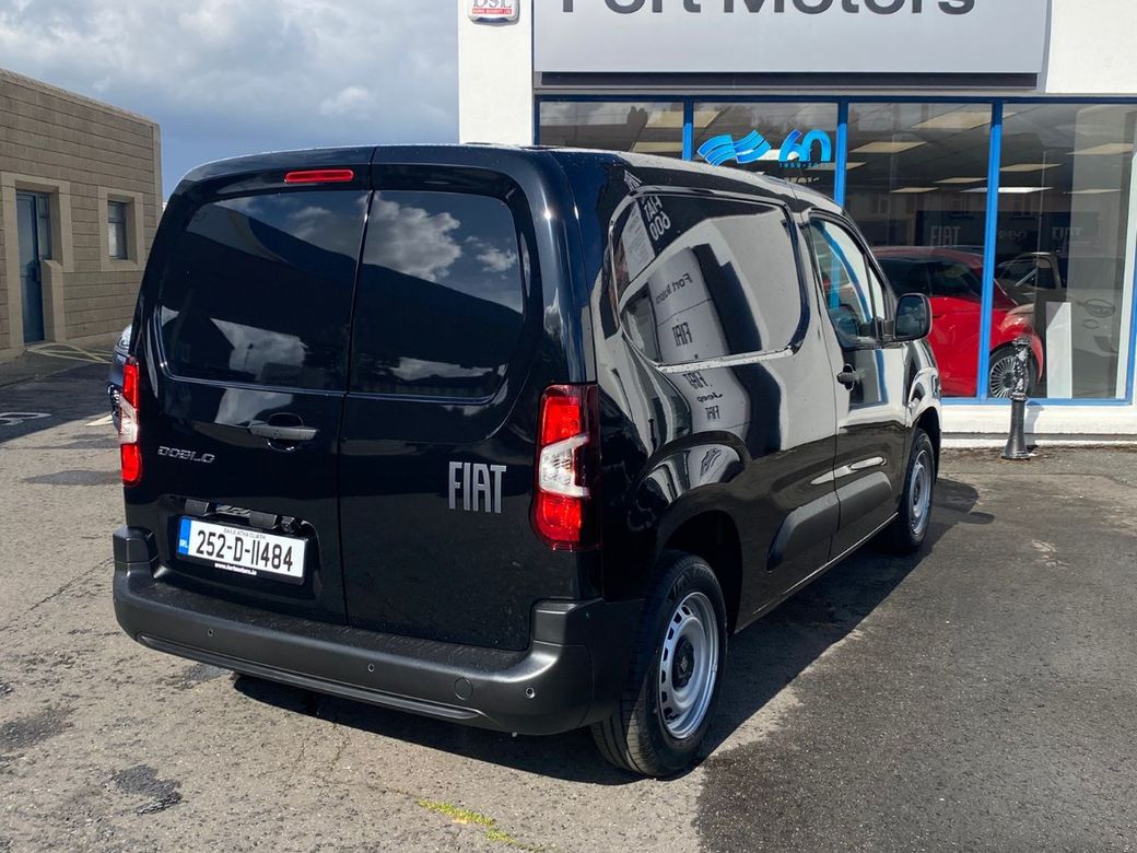 2025 Fiat Doblo