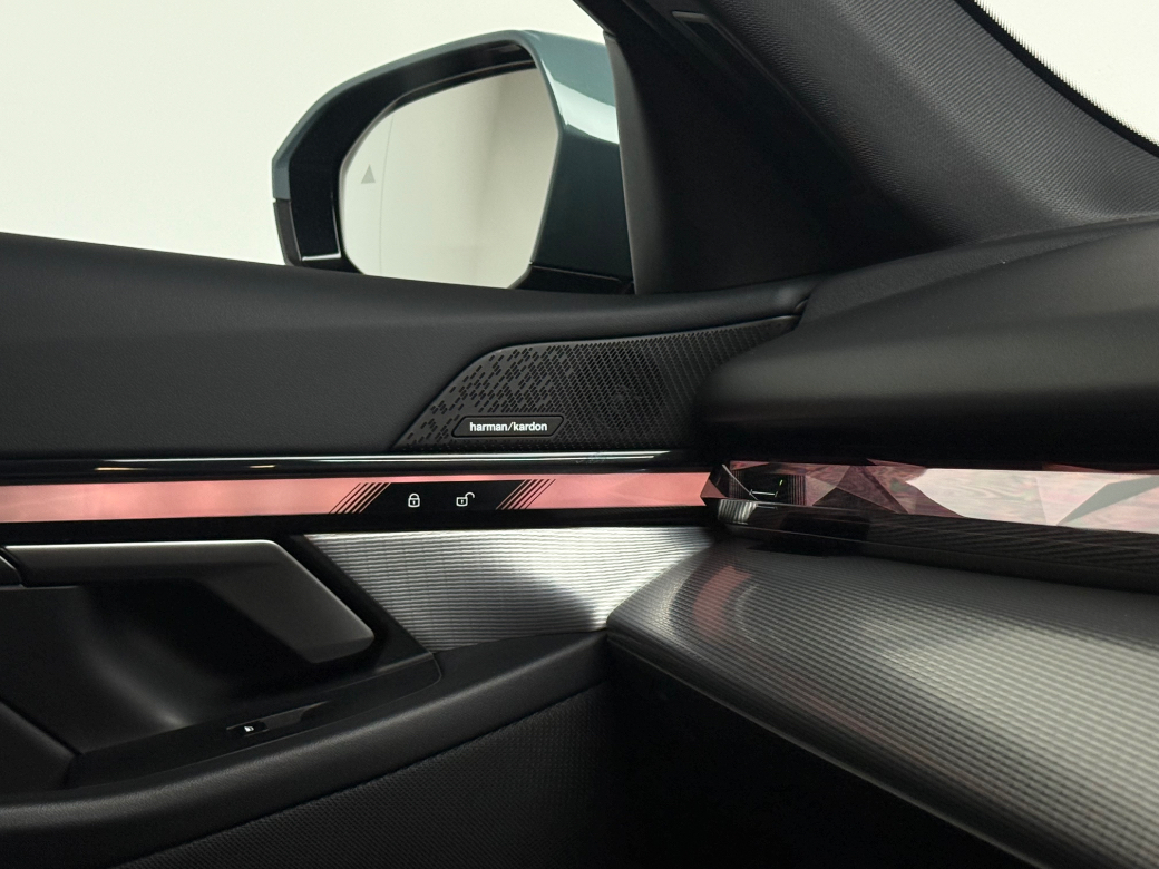 2024 BMW i5