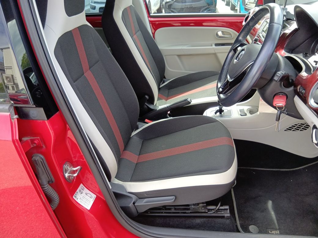 2018 Volkswagen up!