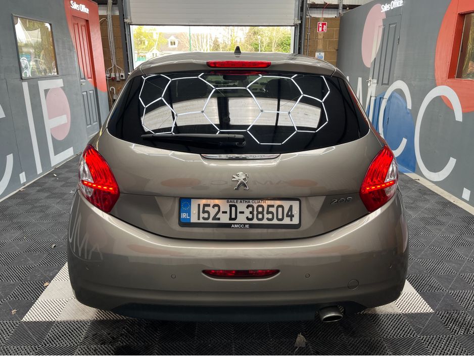 2015 Peugeot 208