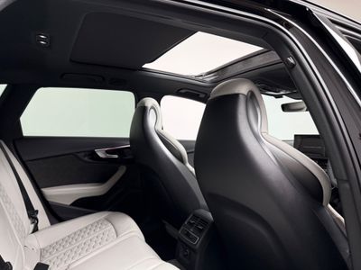 2022 Audi RS4