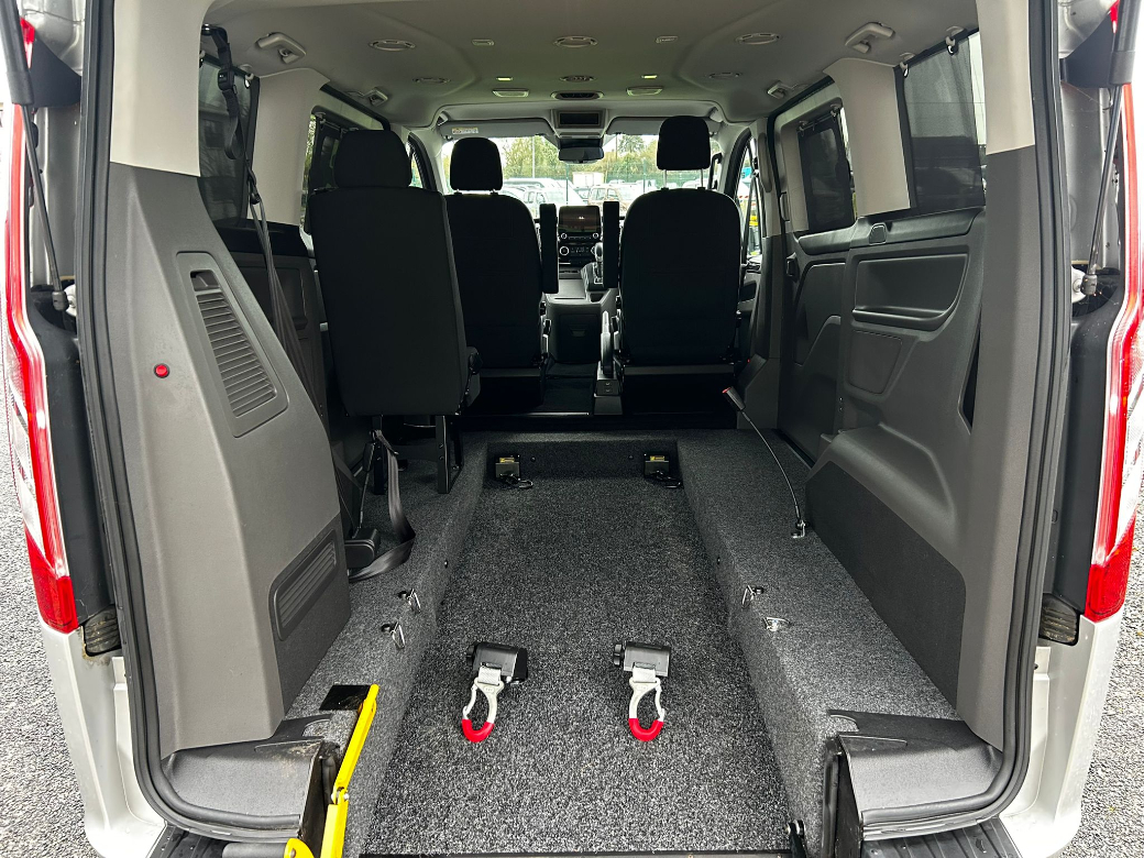 2024 Ford Tourneo Custom