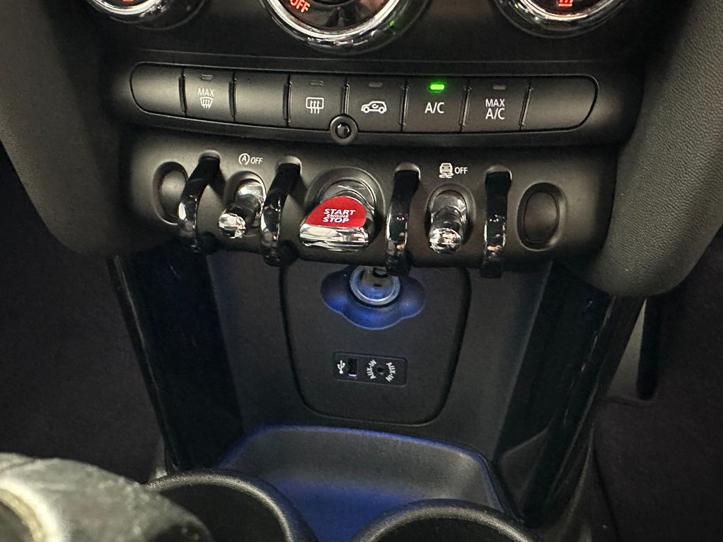 2017 Mini Cooper