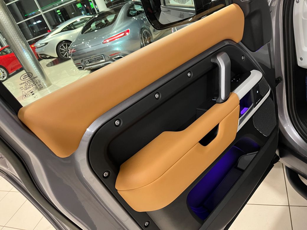2023 Land Rover Defender