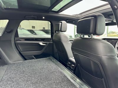 2025 Volkswagen Touareg