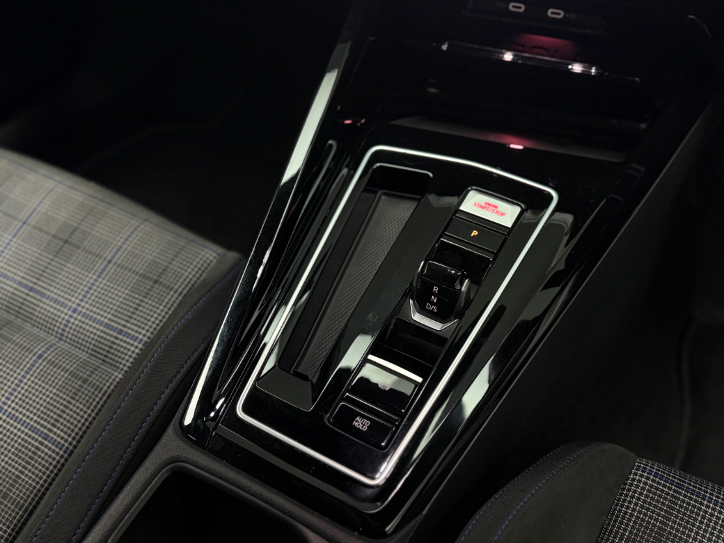 2024 Volkswagen Golf