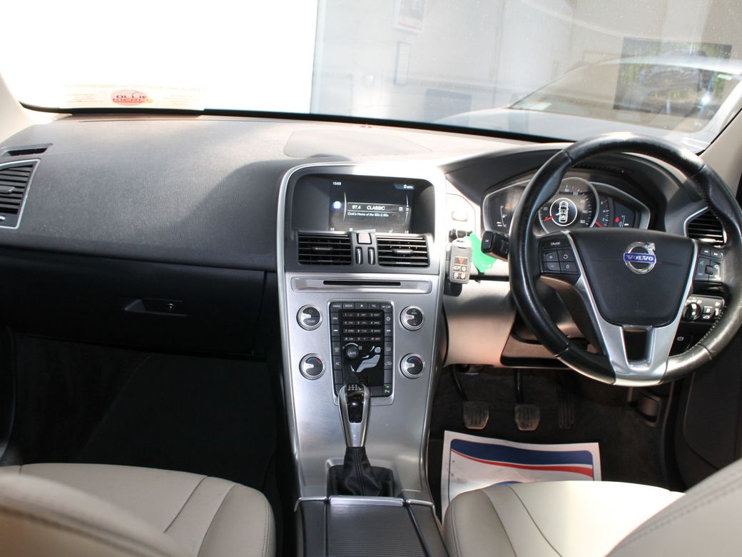 2016 Volvo XC60