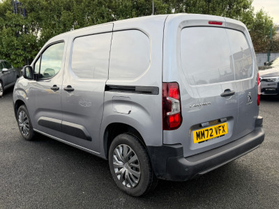 2022 Peugeot Partner