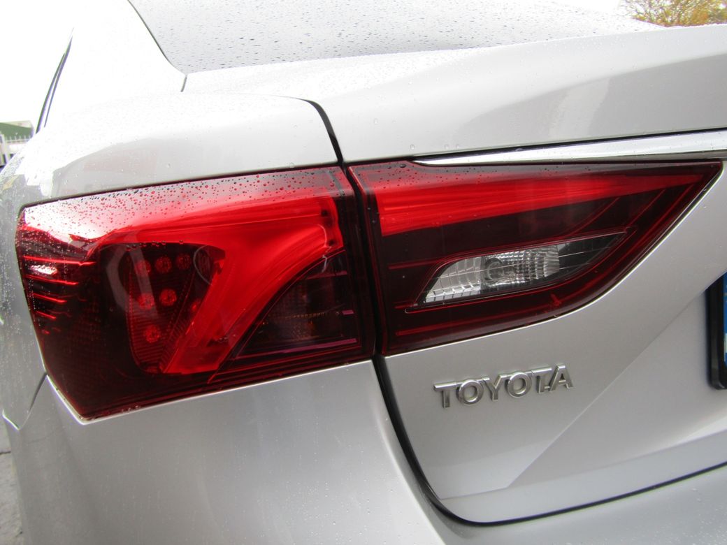 2016 Toyota Avensis
