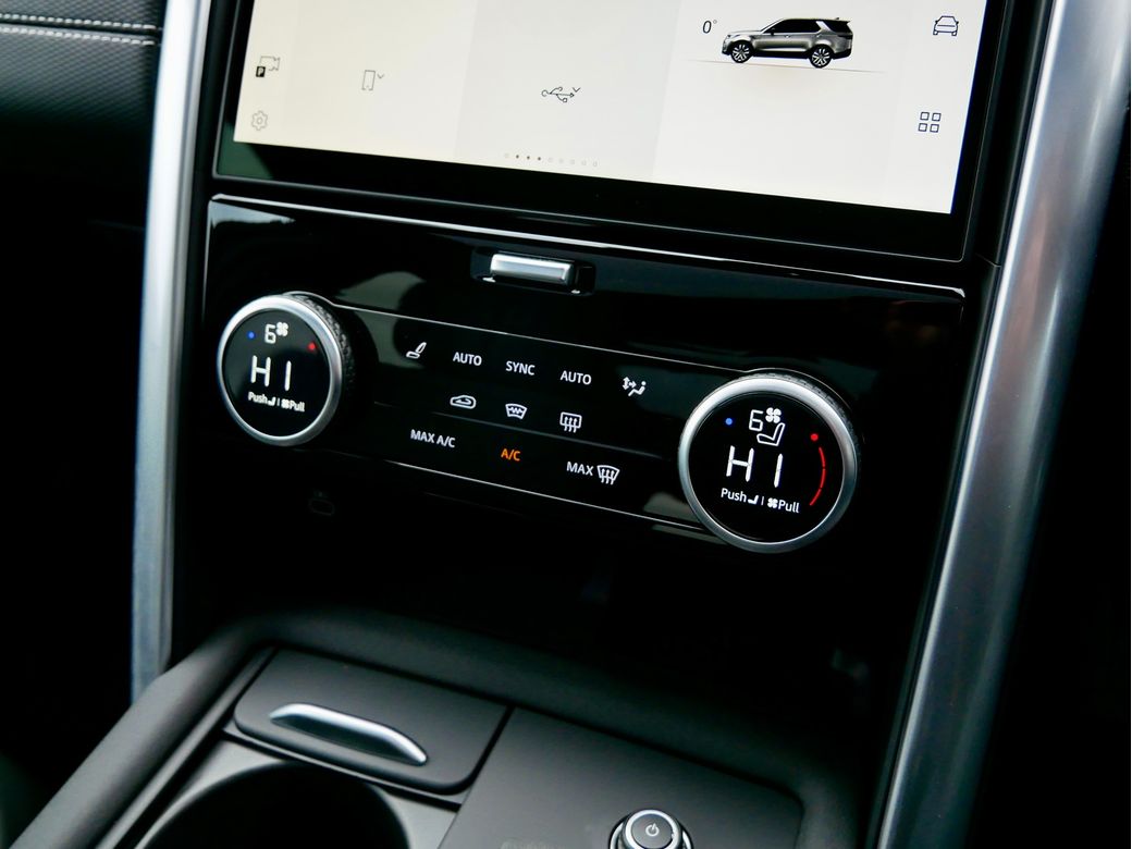 2025 Land Rover Discovery