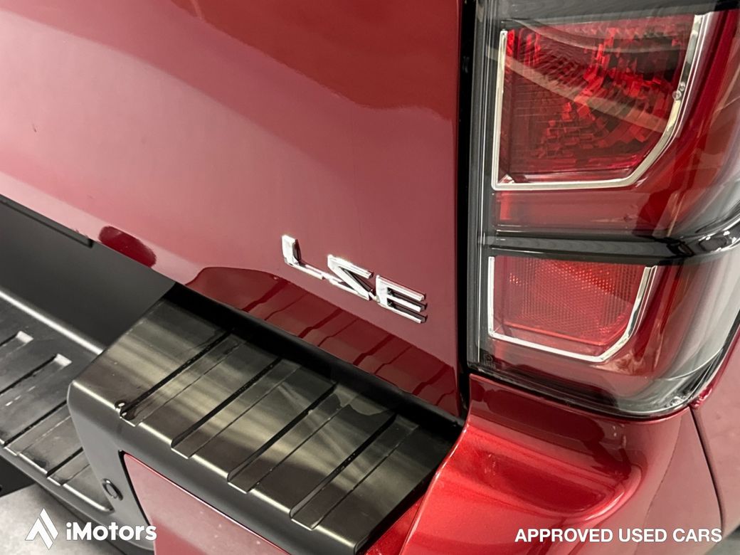 2025 Isuzu D-MAX