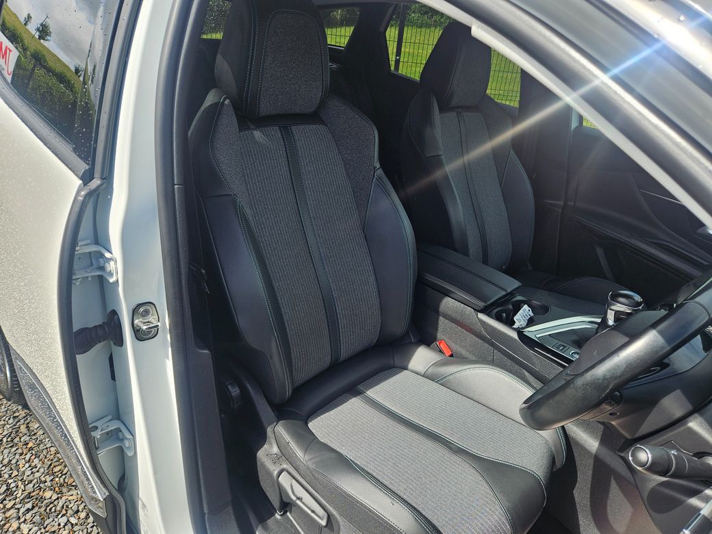 2021 Peugeot 5008