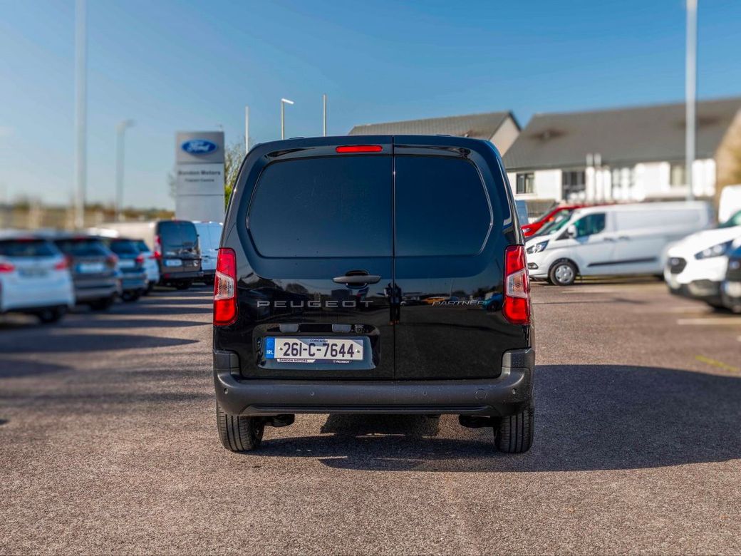 2026 Peugeot Partner