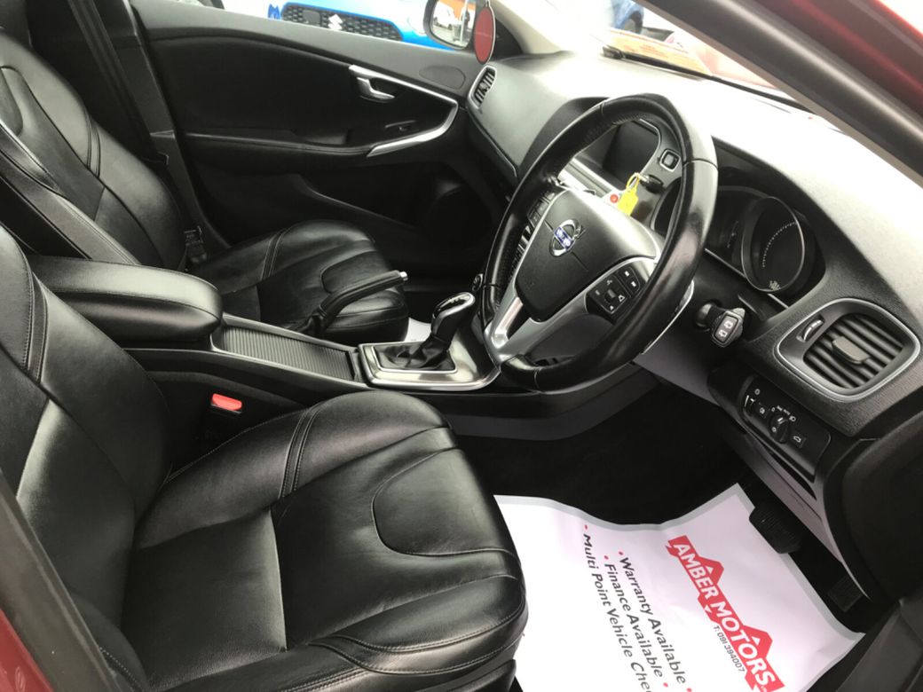2016 Volvo V40