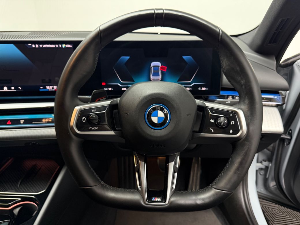 2023 BMW i5