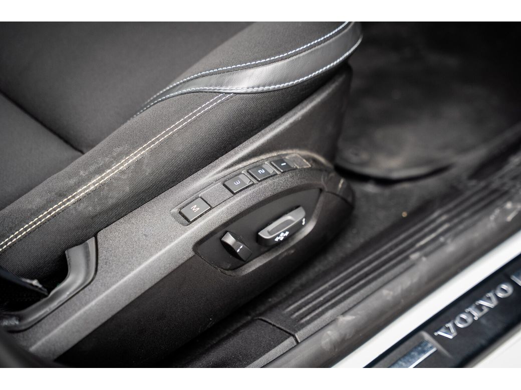 2016 Volvo V40