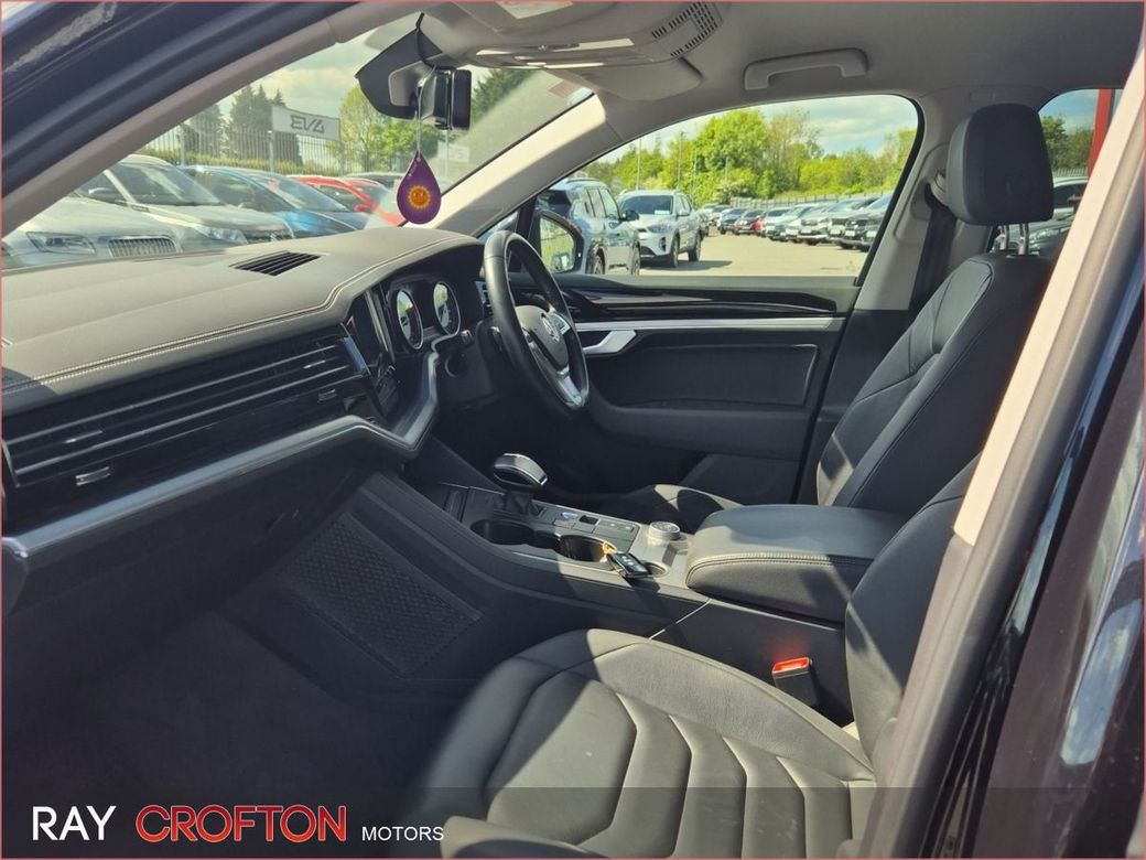 2019 Volkswagen Touareg