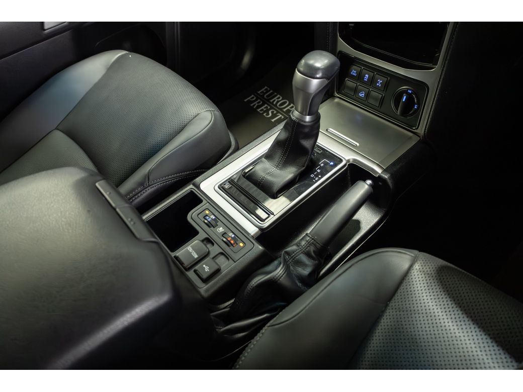 2023 Toyota Landcruiser
